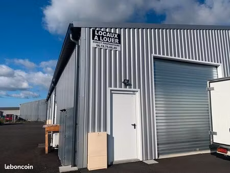 box / locaux à louer 77 m²