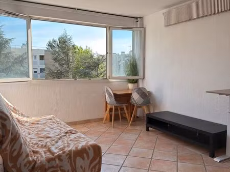 studio meublé 27 m² – idéal étudiant - disponible immédiatement