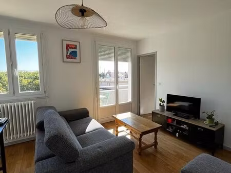 appartement 52 m2 quartier chu-hopitaux