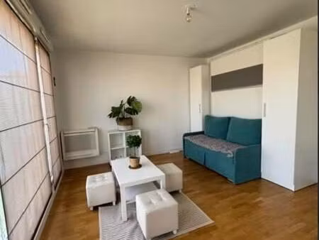 studio 1 pièce 29 m²