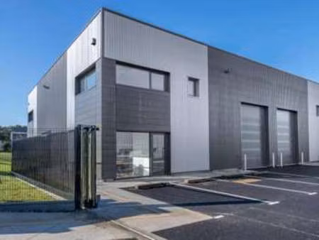 location bureaux et commerces à campbon (44750) : à louer / 189m² campbon