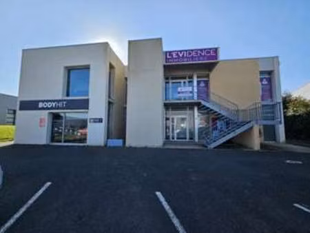 location bureaux et commerces à pornichet (44380) : à louer / 260m² pornichet