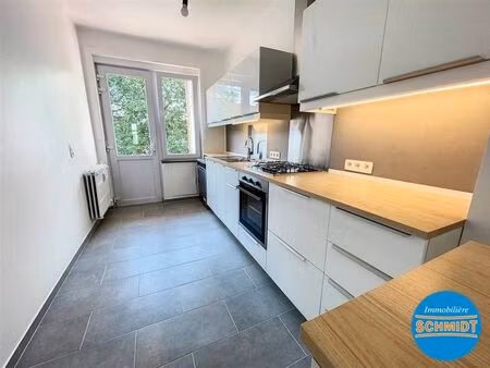 appartement à louer avec terrasse et 1 chambre   etterbeek (vbe41678)