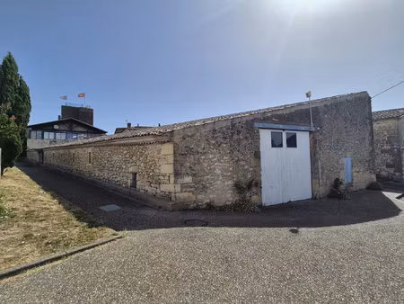 bâtiment à fort potentiel de 377 m2 idéal activité profess