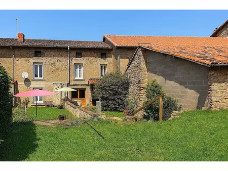 vente appartement 7 pièces 155 m² à les salles-lavauguyon (87440)  103 500 €