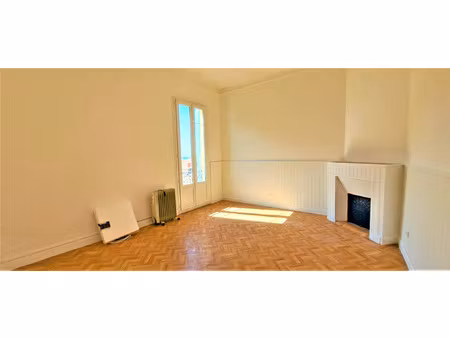 location appartement 2 pièces 44 m² à menton (06500)