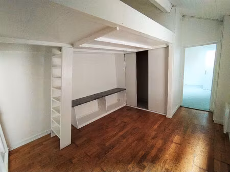 vente appartement 2 pièces  30.09m²  nantes