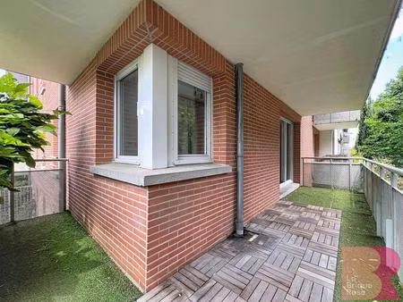 château de l'hers - appartement t3 avec balcon