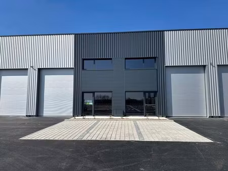 vente local d’activités grandchamp des fontaines 44119 195m²