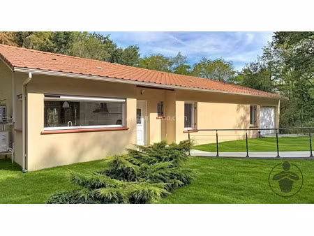 vente maison 4 pièces 115 m2 à la roche-chalais