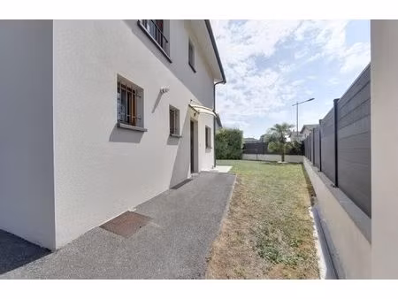 maison individuelle - 5 pièces - 105m² - garage