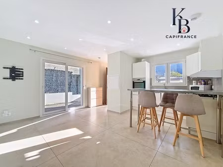 appartement t2 récent avec entrée indépendante et extérieur à scionzier