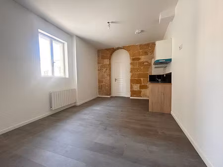 studio rive gauche proche dordogne !