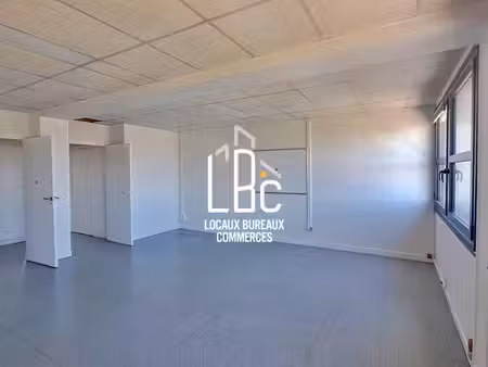 location bureaux 130m²