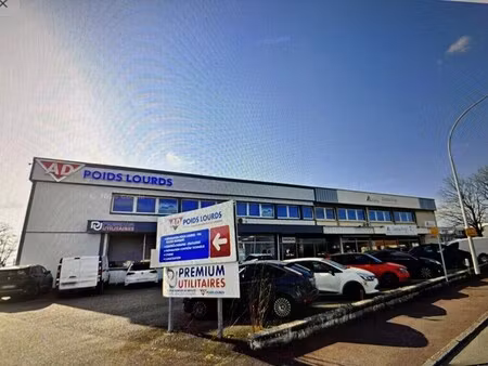 location commerce limoges 87280 305m²