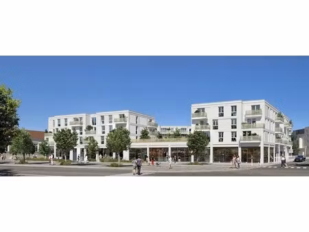 location commerce sevran 93270 170m²