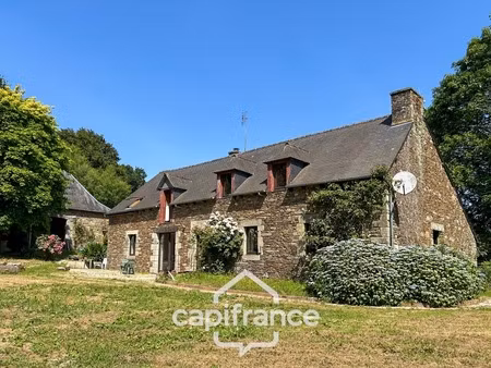 propriété de caractère sur plus de 9 hectares – maison en pierre de 235 m²  appartement in