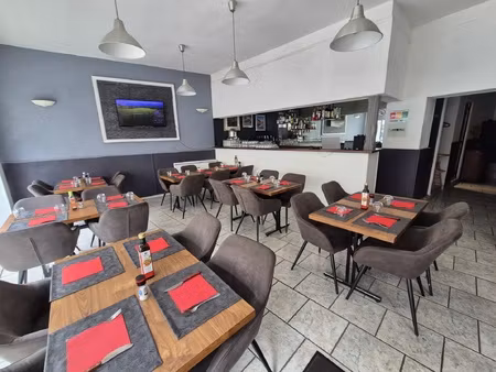 immeuble 10 pièces - 270 m²