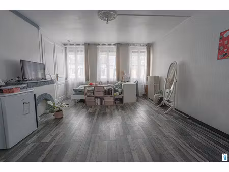 location appartement 1 pièce 29 m² à déville-lès-rouen (76250)