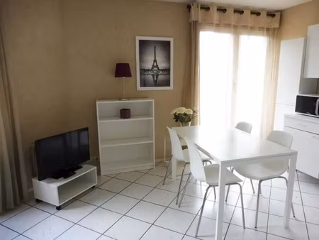 location appartement 1 pièce 37 m² à rouen (76000)