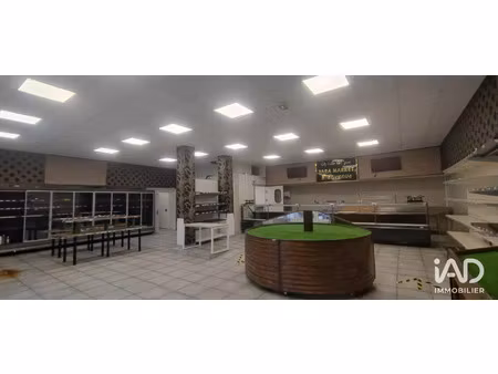 location commerce 215 m² à vaux-le-pénil (77000)