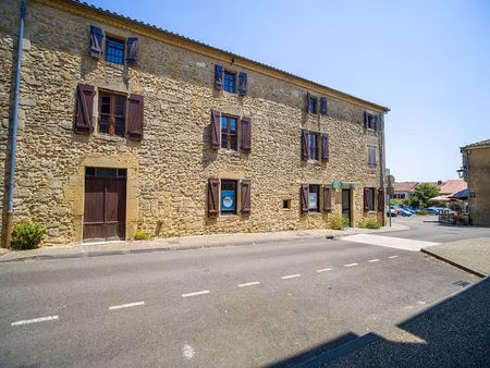appartements au centre de geaune 197.31 m2