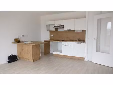 appartement t2 nantes saint-joseph de porterie - 42.55 m2 646 euros
