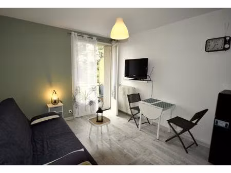 studio meublé avec balcon - parking - investissement clé en main