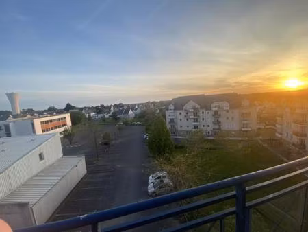 studio meublé à louer à lorient - quartier kerfichant