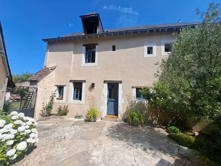 maison de charme entierement renovee- coup de coeur coeur assure !