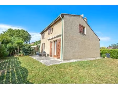 maison - 90m ²