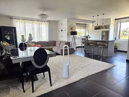 maison saint genis laval 4 pièce(s) 105 m2