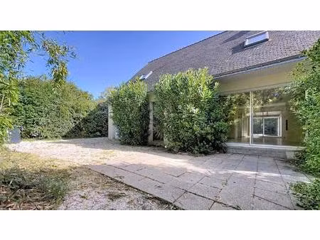 maison 6 pièces 145m²