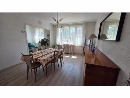 maison 2 chambres plain pied sur sous sol jardin