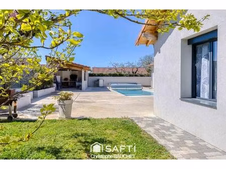 maison de plain-pied à val revermont avec piscine