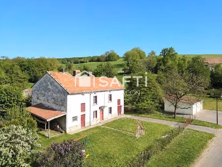 maison individuelle avec ancienne écurie  garage  jardin et ruisseau