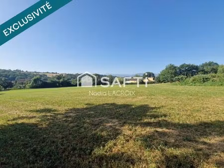 terrain constructible de 6 693 m²  campagne.