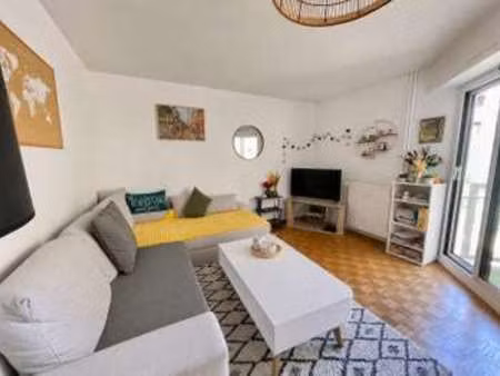 location appartement 3 pièces à angers saint-léonard madeleine (49000) : à louer 3 pièces 