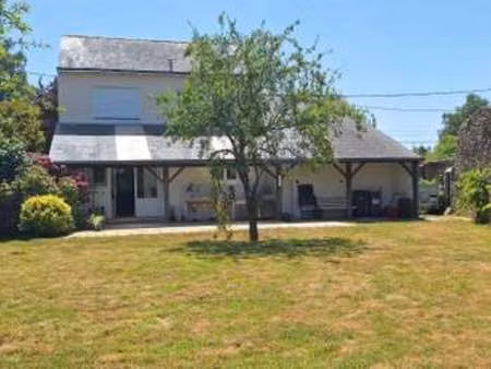 location maison à mozé-sur-louet (49610) : à louer / 117m² mozé-sur-louet