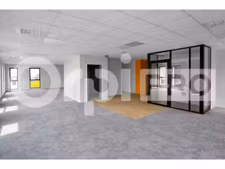 vente bureaux guérande 44350 262m²