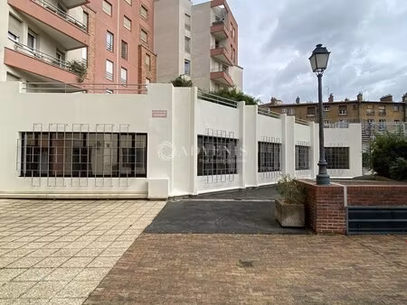 vente bureaux 303 m²