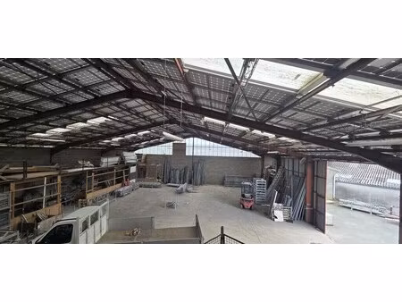 location entrepôt angers 49000 600m²