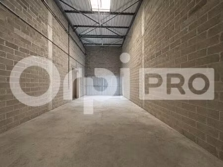 location local d’activités compiegne 60200 152m²