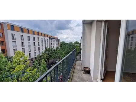 2 pièces 45m2 balcon parking rer b stade france