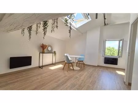 appartement t2  entièrement rénové  43 m²  centre de charly