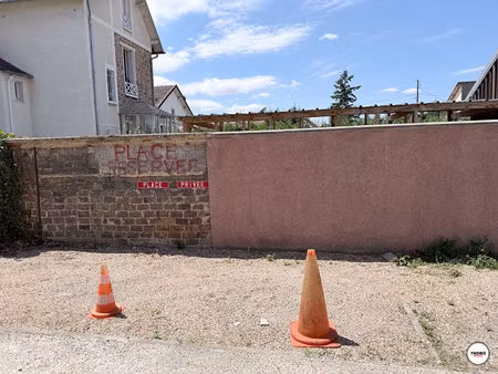 parking / box les mureaux