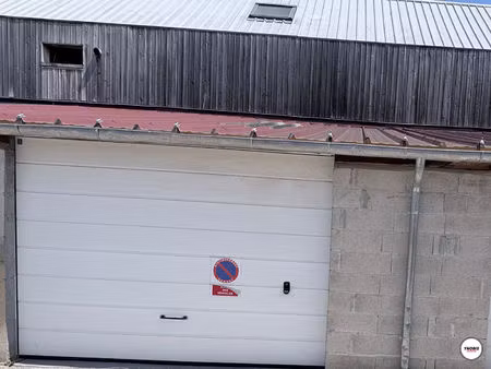 parking / box les mureaux