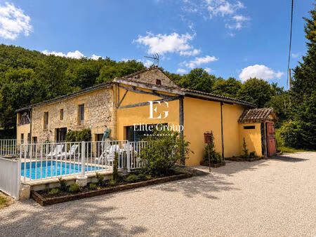 à vendre maison saint cyprien 11 pièces 355 m² avec piscine