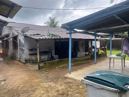 dpt guyane (973)  à vendre saint georges maison p8 de 126 83 m² - terrain de 460 00 m²