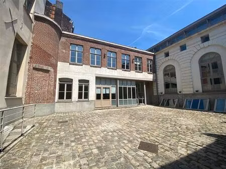 location bureau lille 433 m²